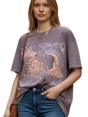 BlueVelvet XL Celestial Sun & Moon Graphic Tee - Mauve Purple Short Sleeve Top